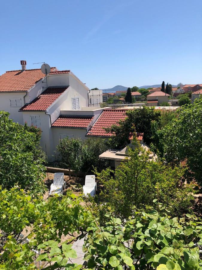 Apartmani Bolero - Obiteljski Odmor Vodice Exterior foto